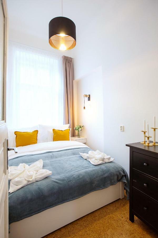 5Br 2Bath Family Apt 5Mins To Wenceslas Square Prague Luaran gambar